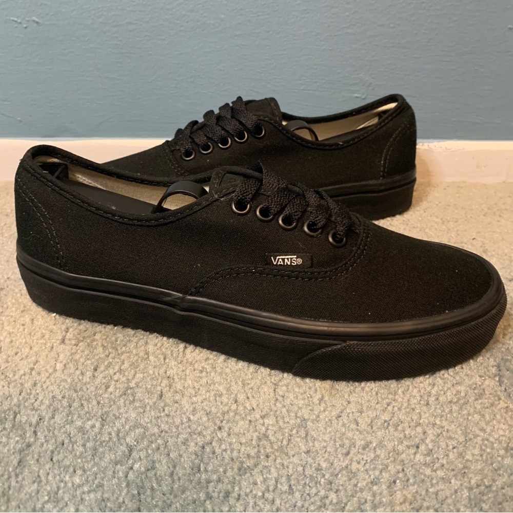 Vans Old Skool Sk8 Triple Black Low Top Lace Up Skate Shoes Unisex Women Sz 8.5